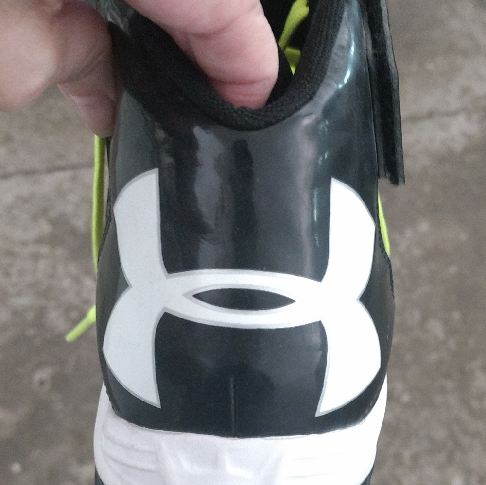 Under Armour kleets - Picture 3 of 5